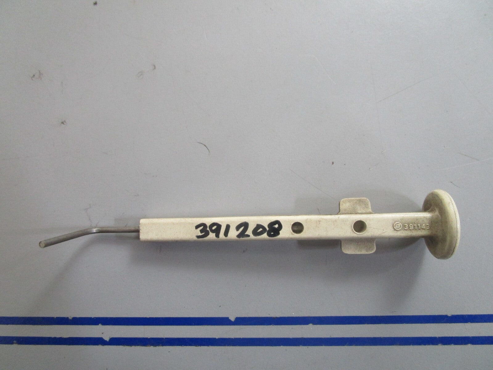 *NEW OEM* 0810 OMC Johnson Evinrude Primer Rod Assembly 391208 0391208