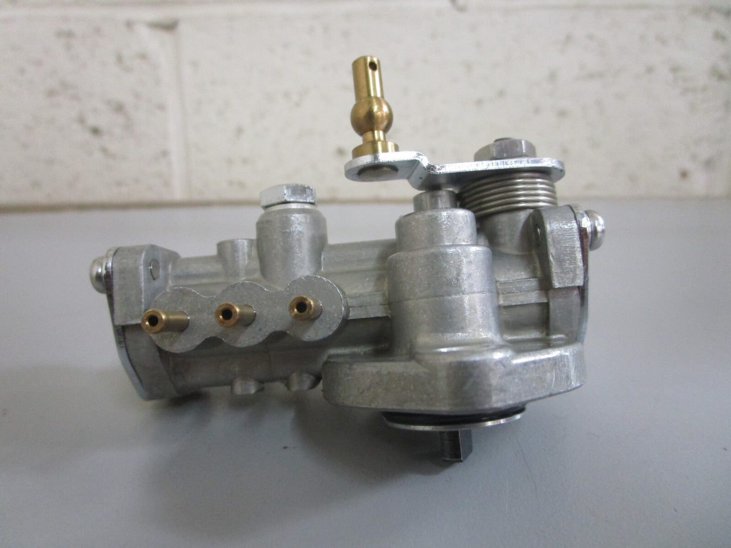*NEW OEM* 0820 Suzuki Oil Pump Ay 16100-92E11