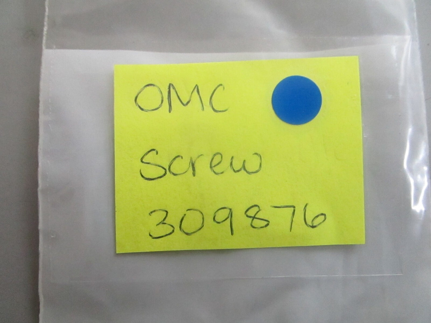 *NEW OEM* 0810 OMC Johnson Evinrude Screw 309876 0309876