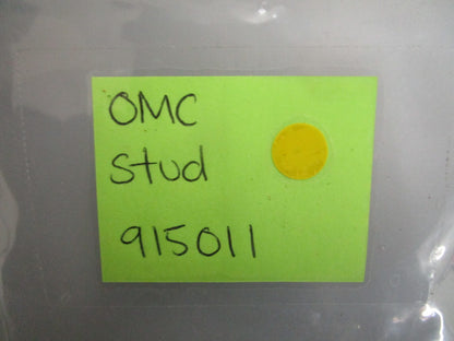 *NEW OEM* 0820 OMC Johnson Evinrude Stud 915011 0915011
