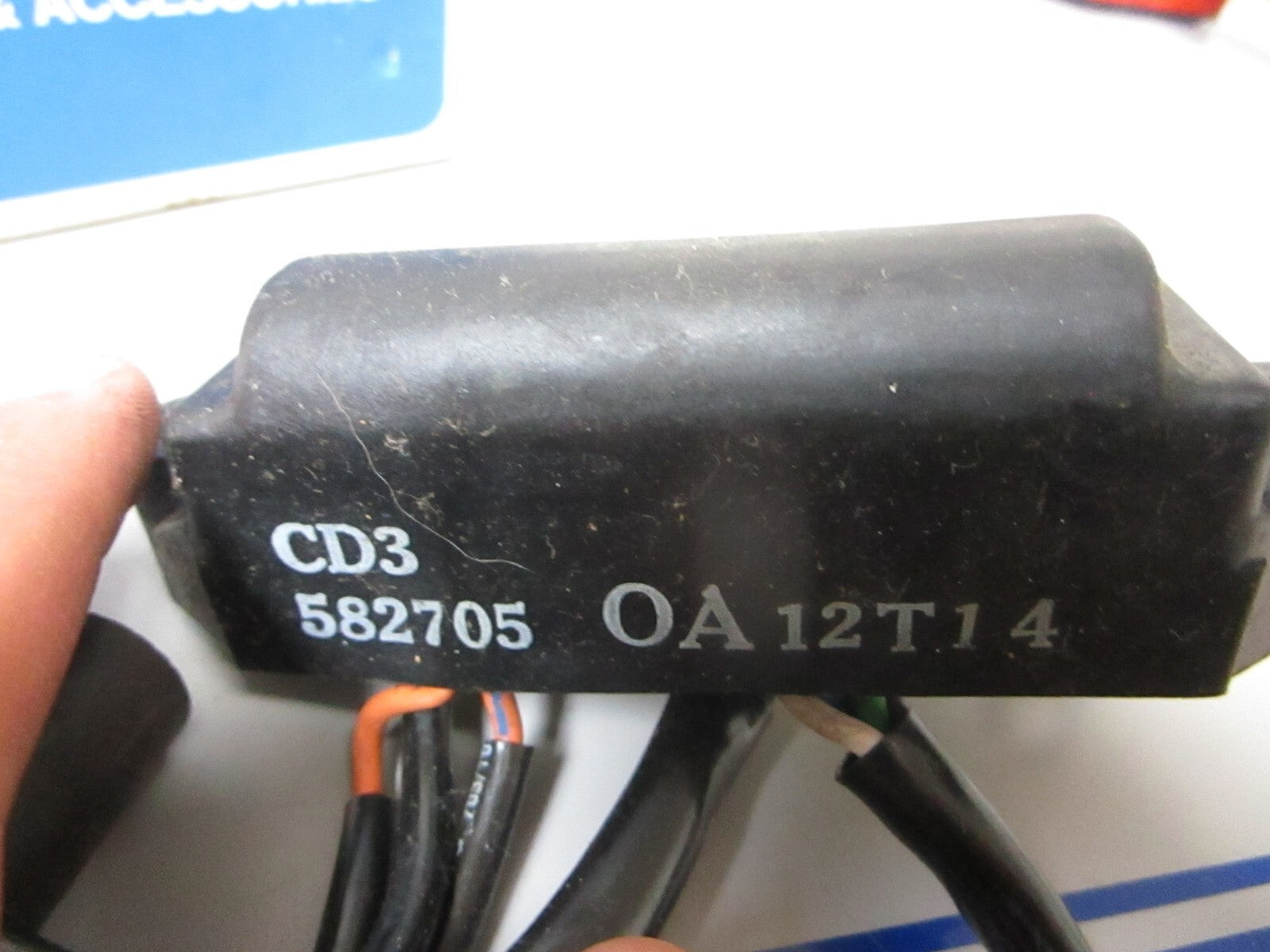 *NEW OEM* 0810 OMC Johnson Evinrude Power Pack 582705 0582705