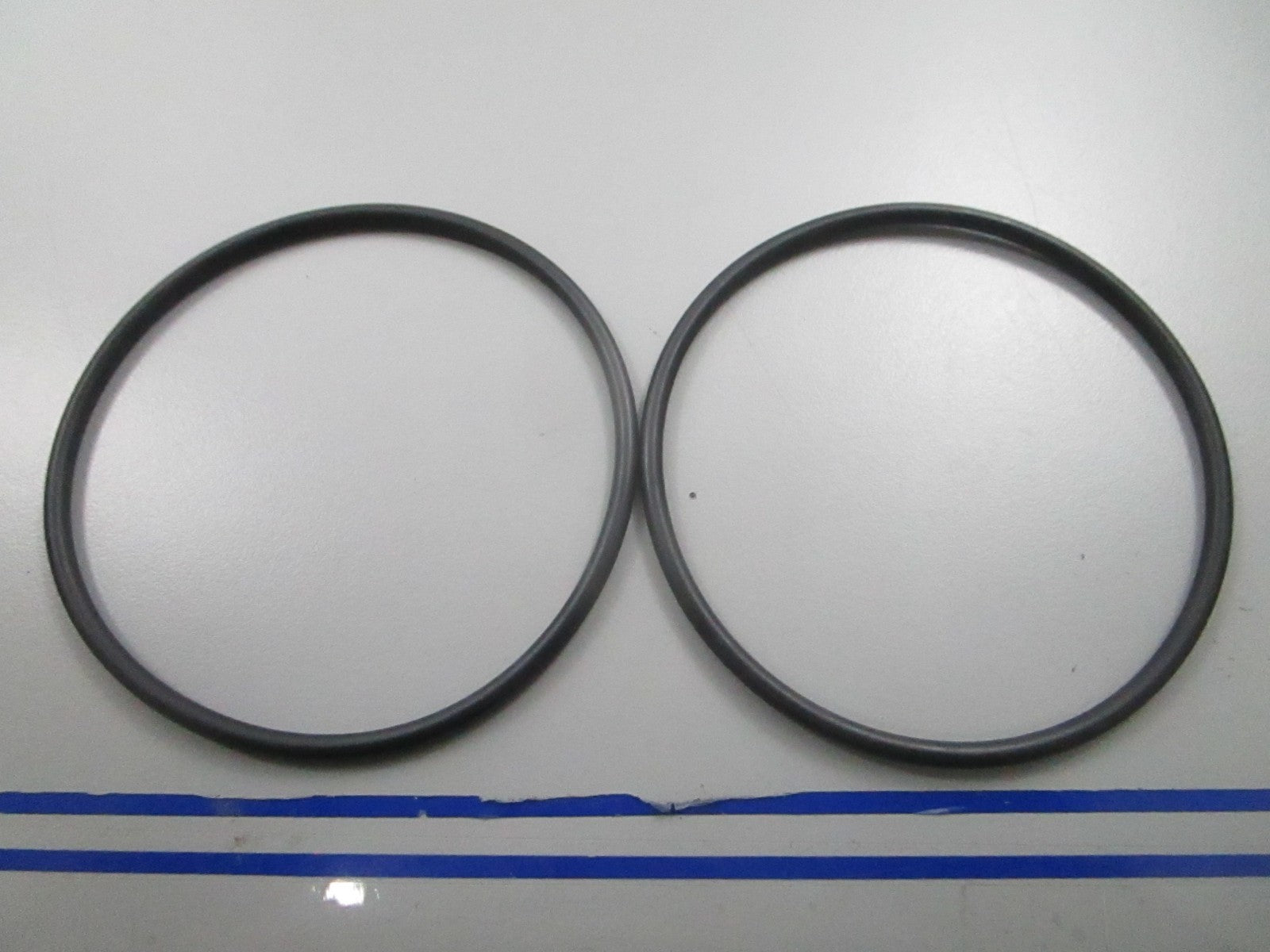 *NEW OEM* (LOT OF 2) 0810 OMC Johnson Evinrude O-Ring 553126 0553126