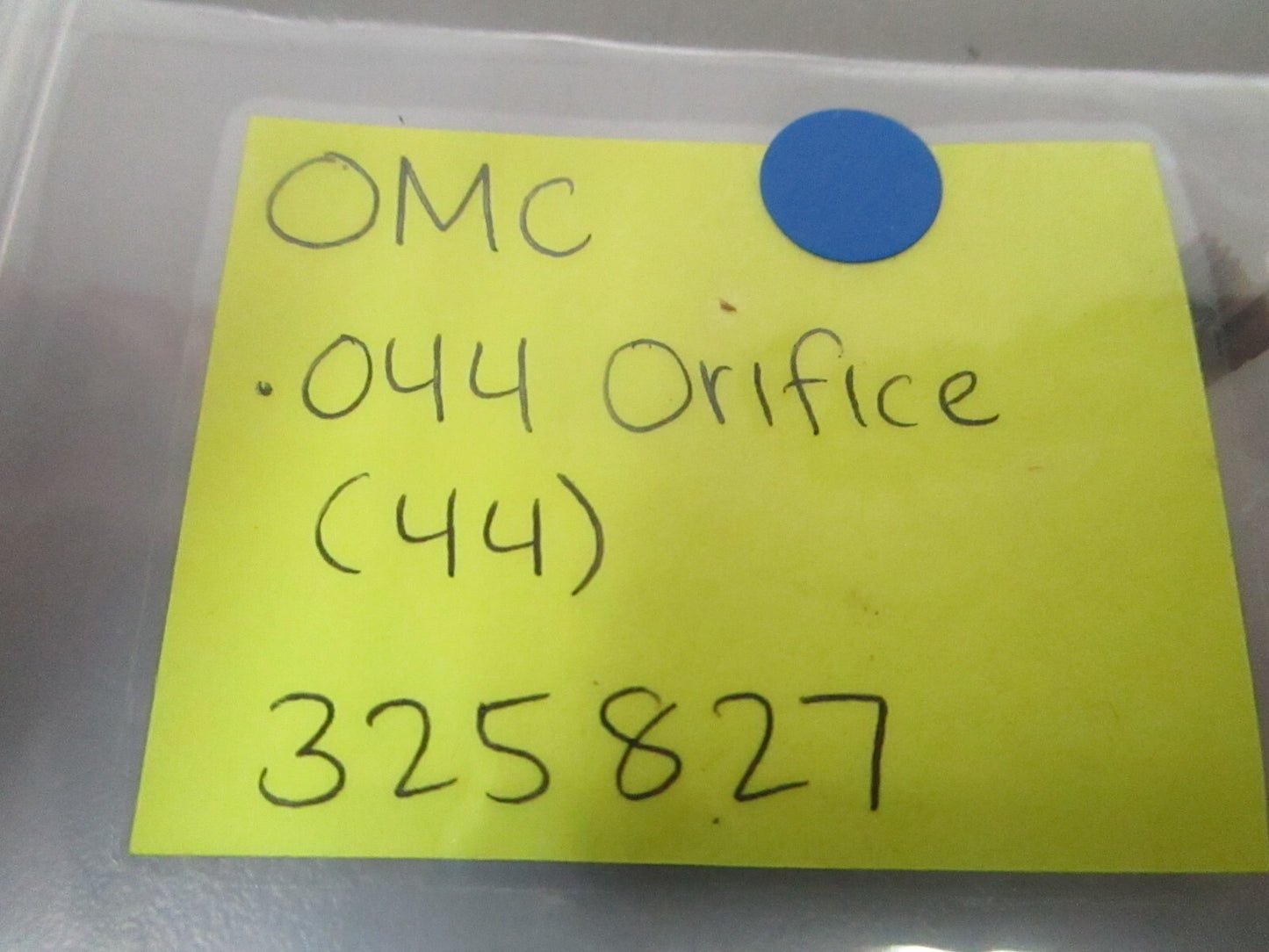 *NEW OEM* 0810 OMC Johnson Evinrude .044 Orifice (44) 325827 0325827