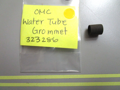 *NEW OEM* 0750 OMC Johnson Evinruide WATER TUBE GROMMET 323286 0323286