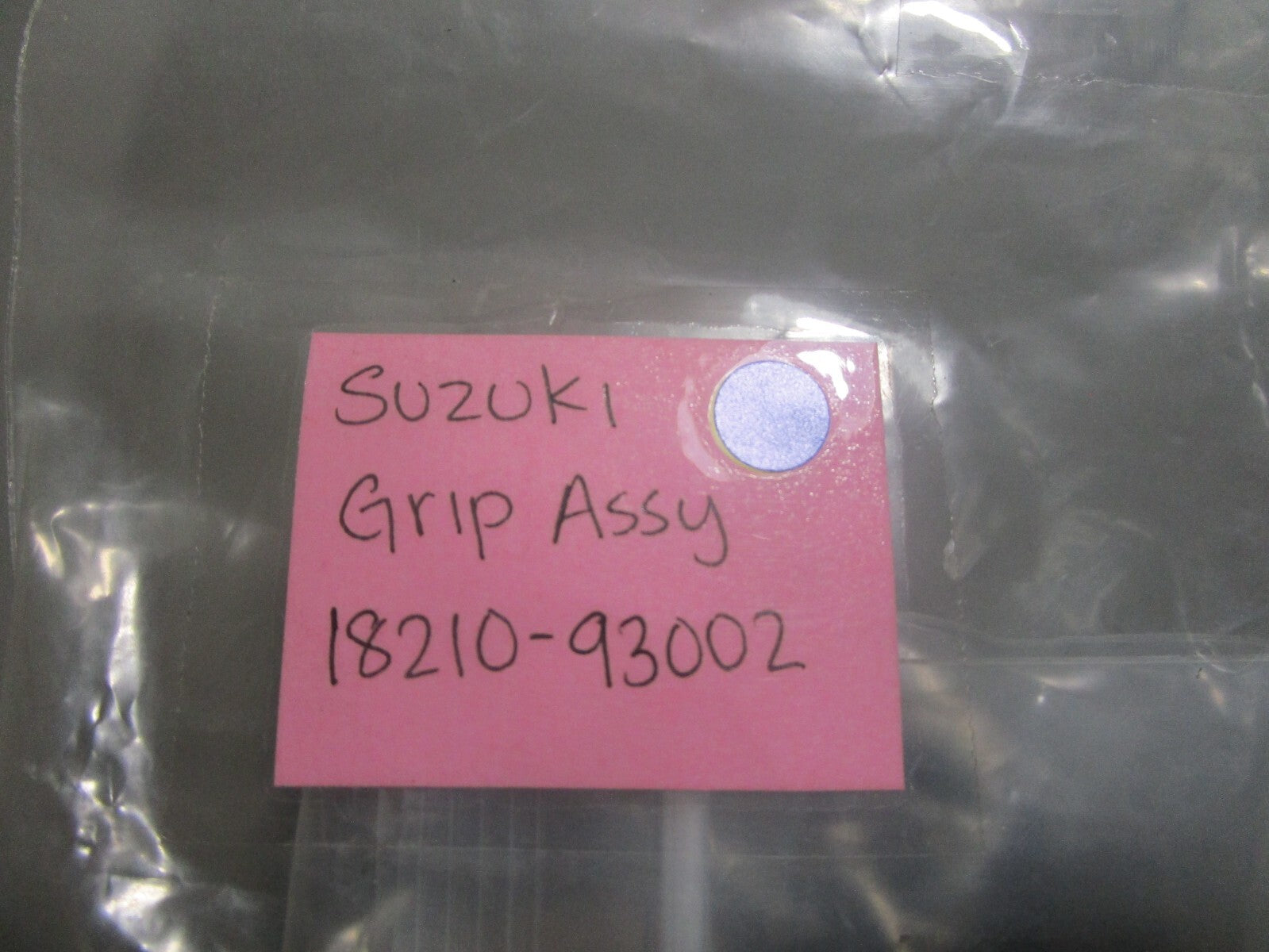 *NEW OEM* 0810 Suzuki Grip Assembly 18210-93002