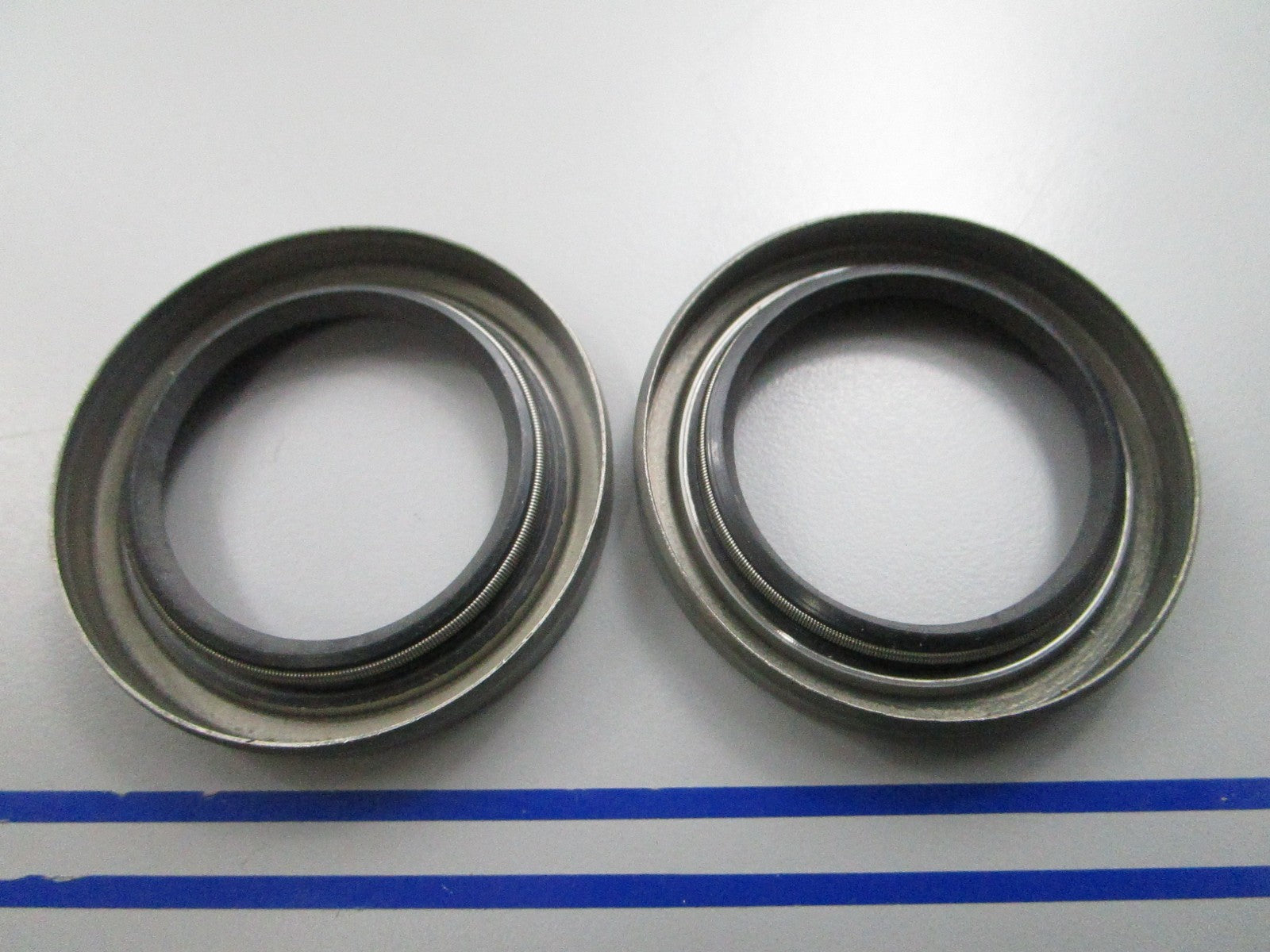 NEW OEM (LOT OF 2) Mercury Quicksilver 26-54926 Oil Seal 0810