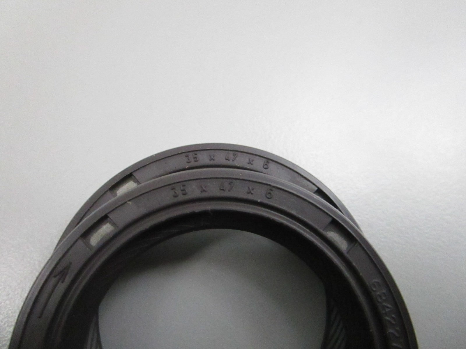 NEW OEM (LOT OF 2) 6842273 Volvo Penta Sealing Ring 0810