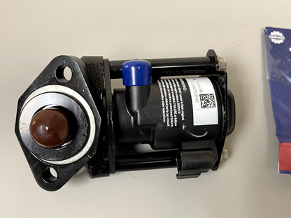*NEW OEM* 0670 Johnson Evinrude 02' - 05' 200 225 250 hp STBD Fuel Injector Ay