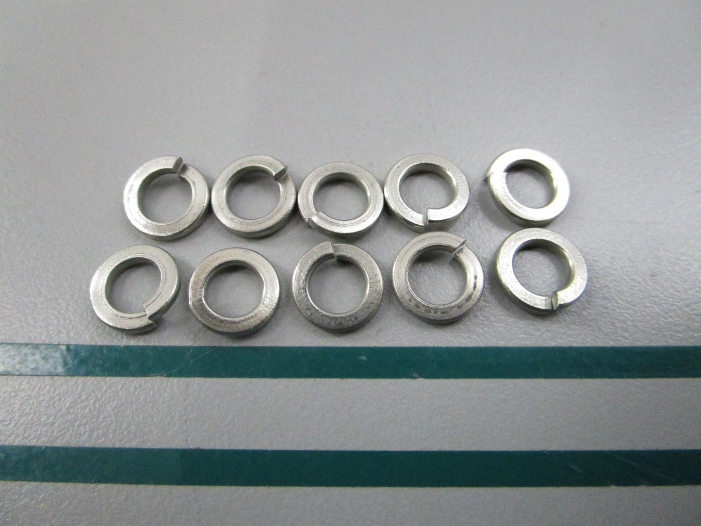 NEW OEM 92990-05100 Yamaha Spring Washer 0810
