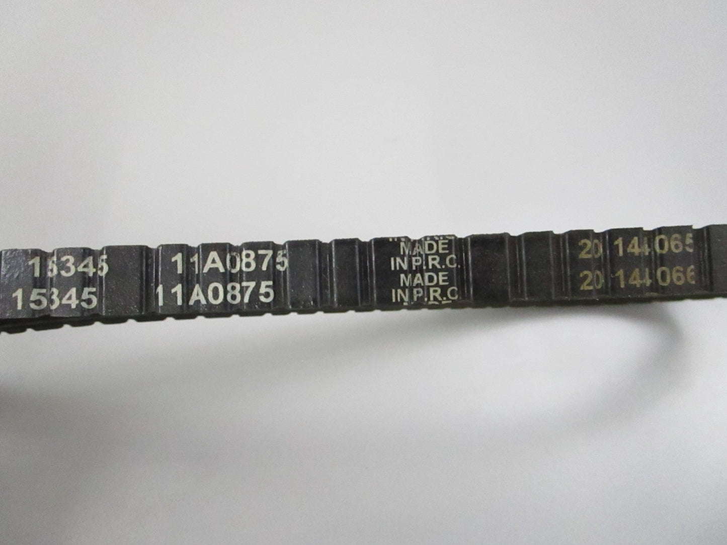 NEW 15345 Dayco Serpentine Belt 0810