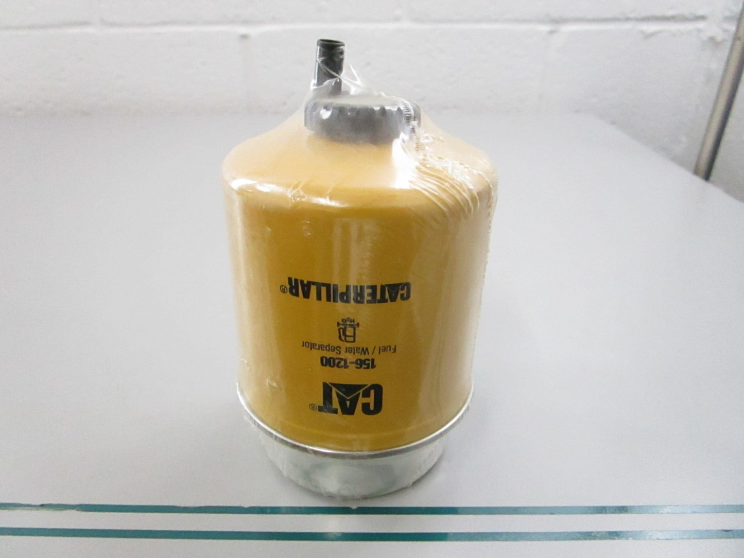 NEW OEM 156-1200 CAT Oil Filter 0810