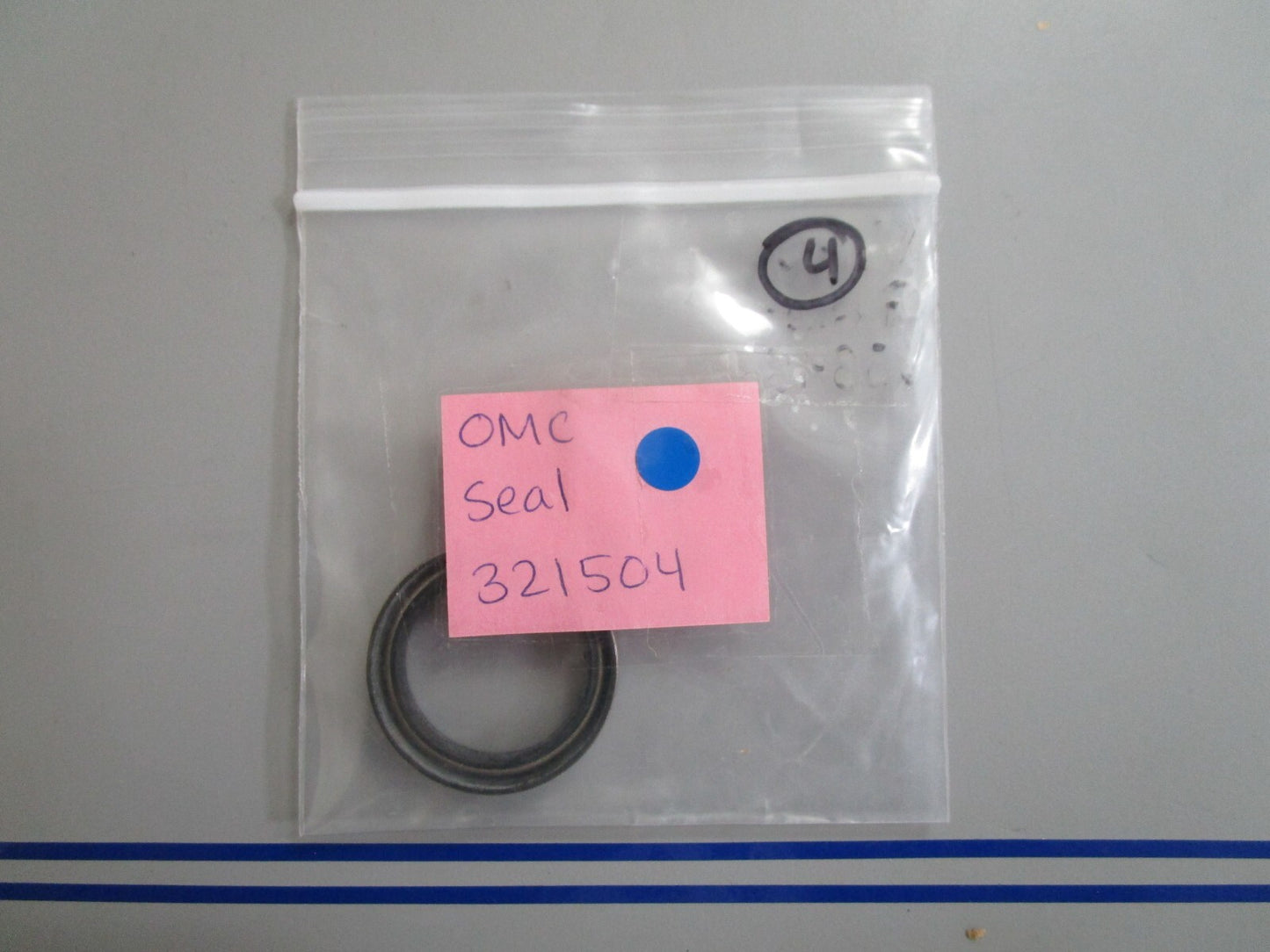 *NEW OEM* 0770 OMC Johnson Evinrude Seal 321504 0321504