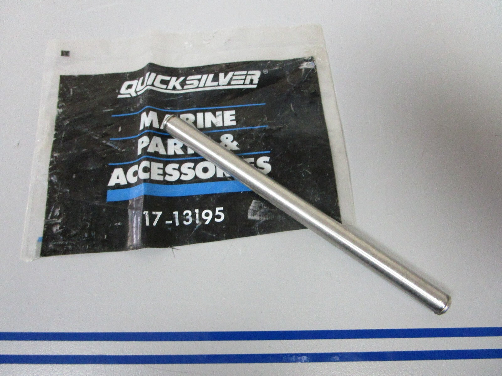 *NEW OEM* 0720 Mercury Quicksilver Pin 17-13195