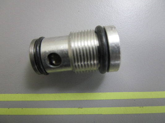 *NEW OEM* 0810 Suzuki Valve Assembly 48530-87D02