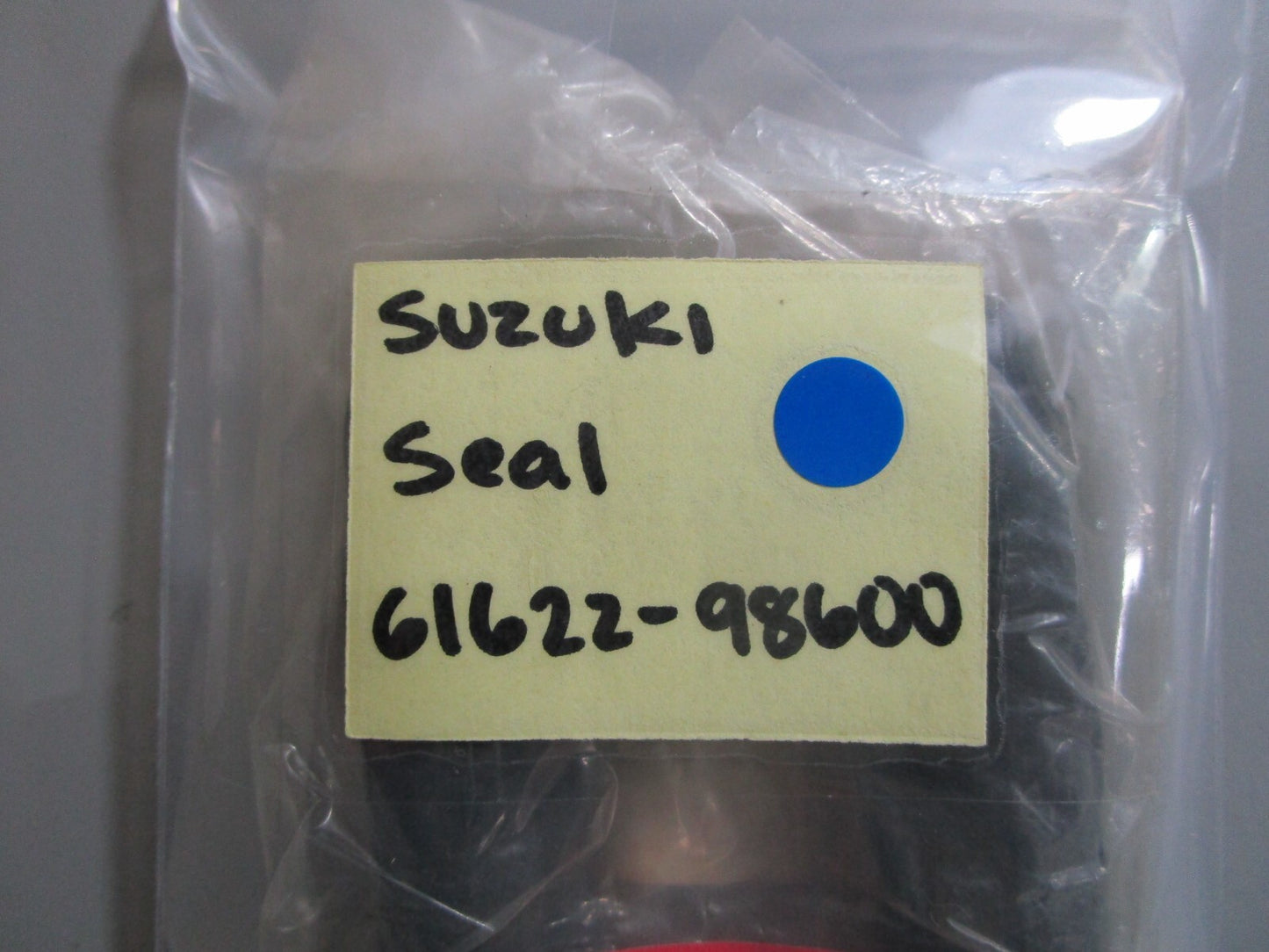 *NEW OEM* 0810 Suzuki Seal 61622-98600
