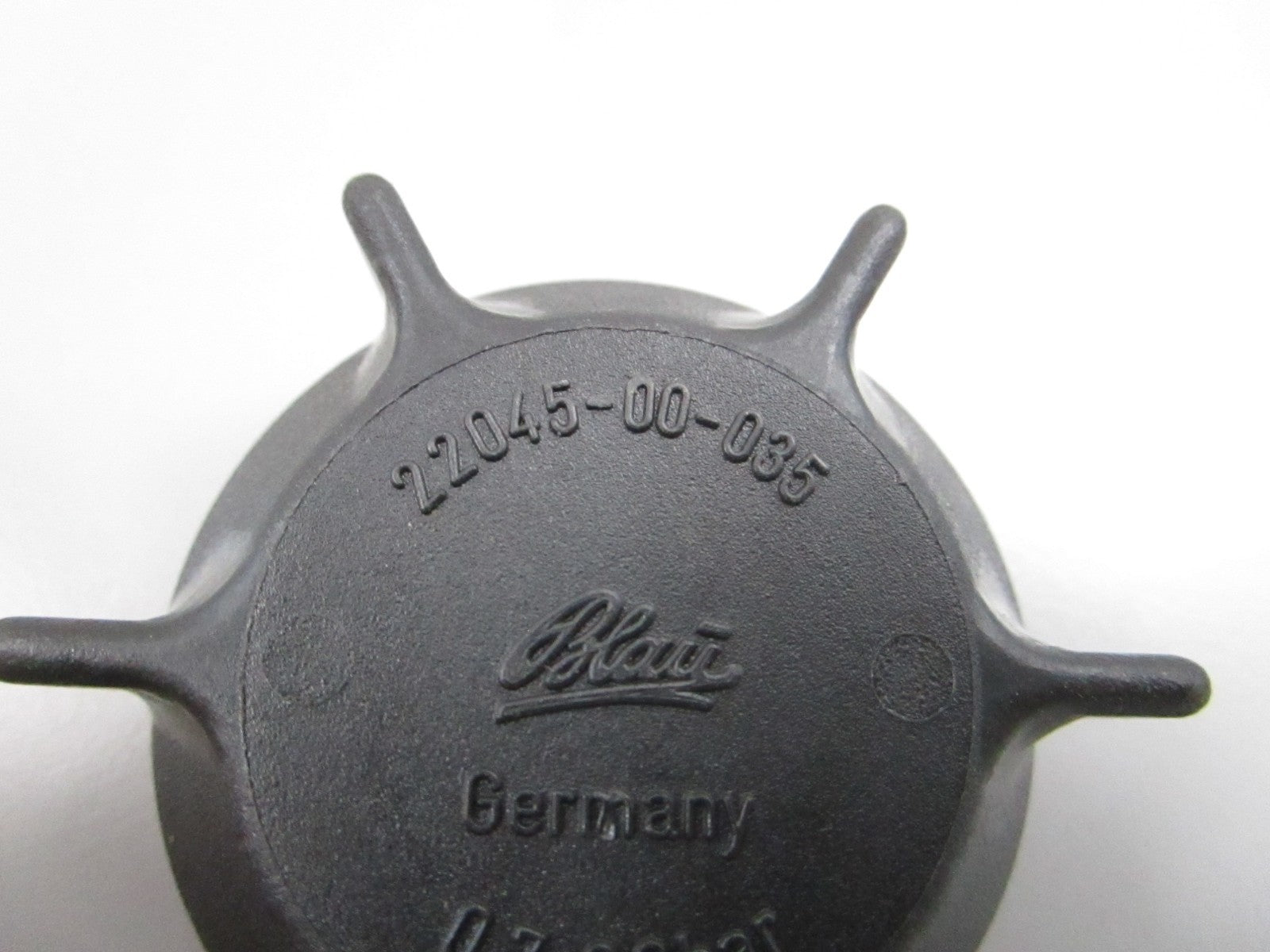 John Deere NEW OEM Radiator Filler Cap AL78005 6000 7000 Series 0810