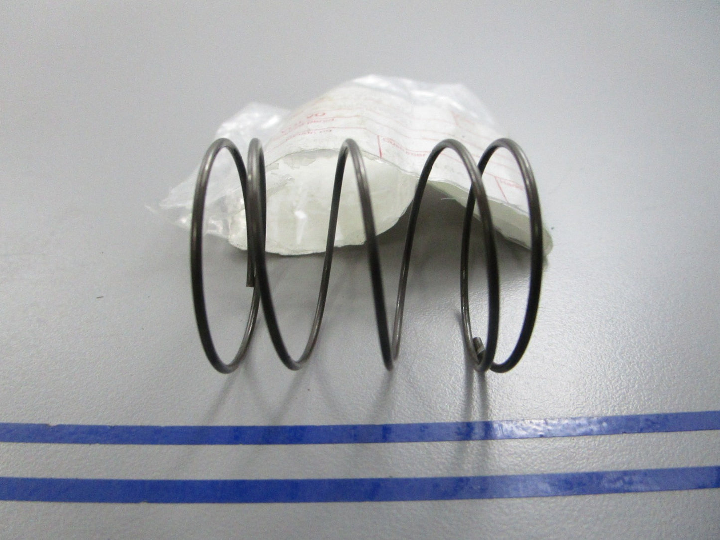 NEW OEM 3852296 Volvo Penta Spring 0810