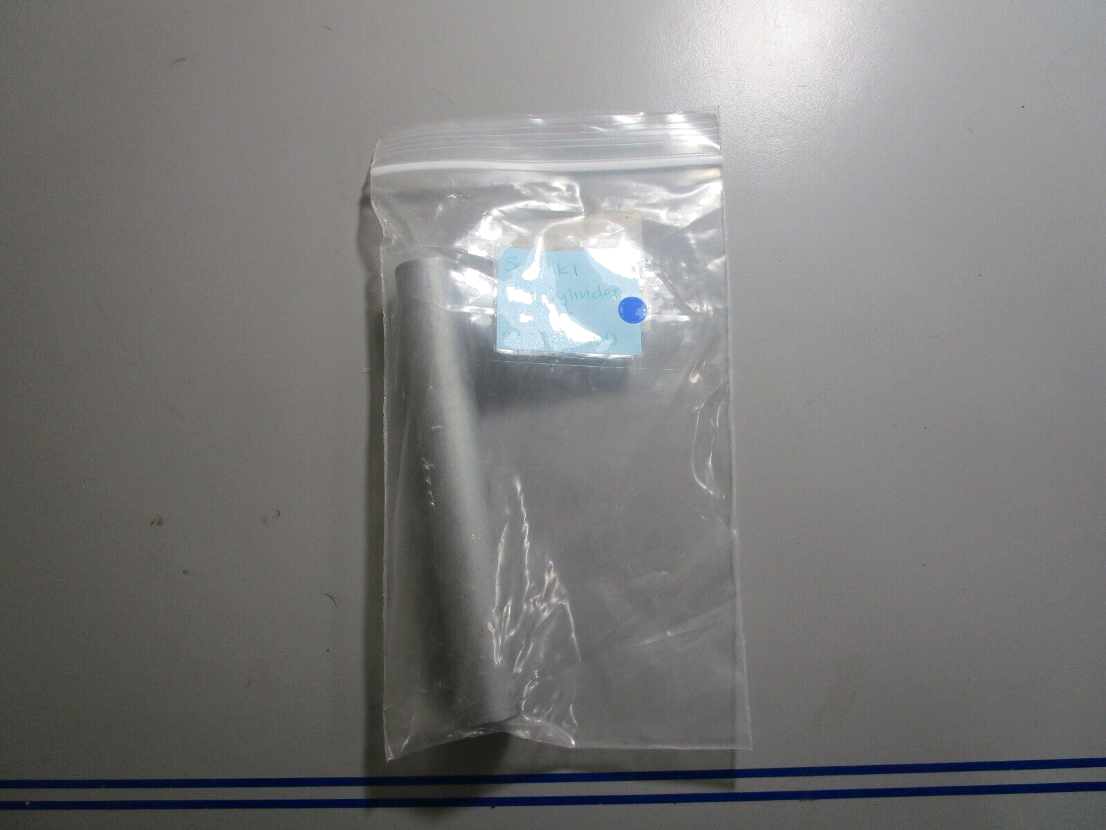 *NEW OEM* 0810 Suzuki Tilt Cylinder Shaft 48121-90J00