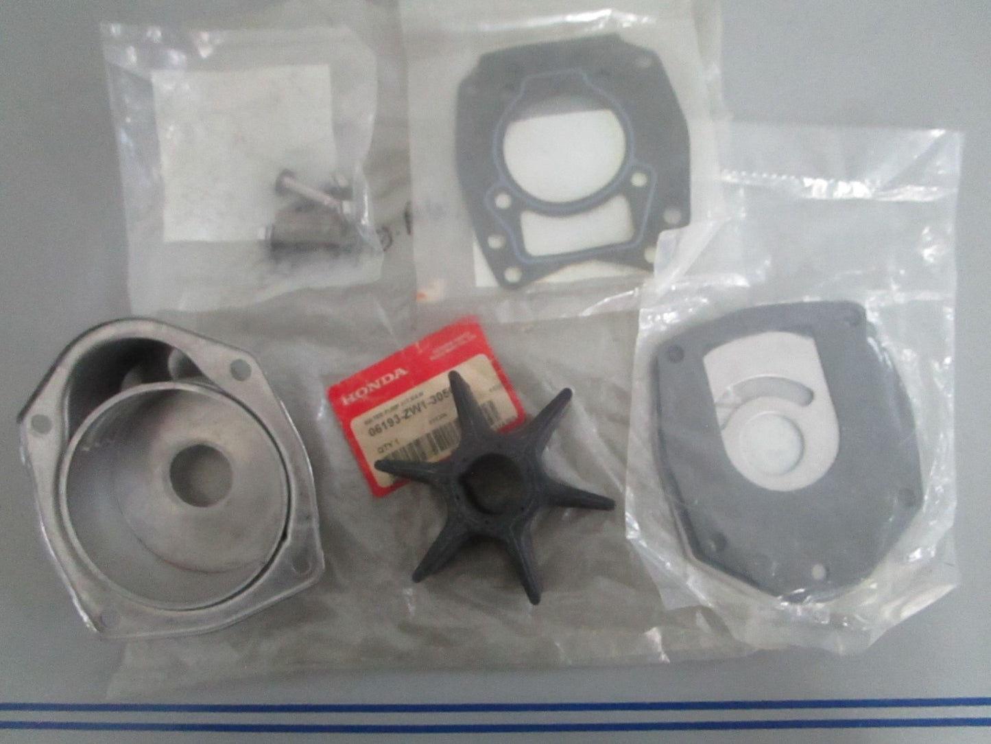 NEW OEM 06193-ZW1-3050 Honda Water Pump Kit 0820