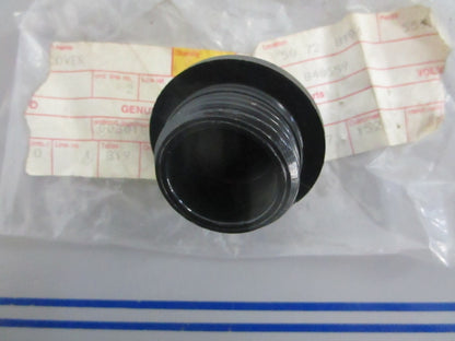 *NEW OEM* 0820 Volvo Penta Cover 840559