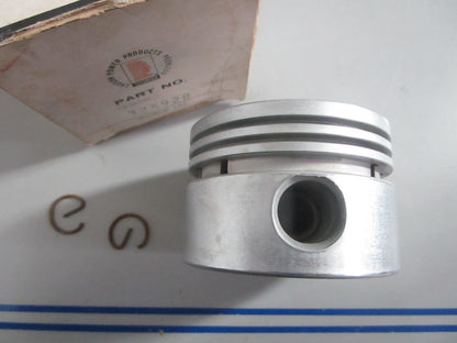 NEW OEM 32592B Tecumseh Piston 0820