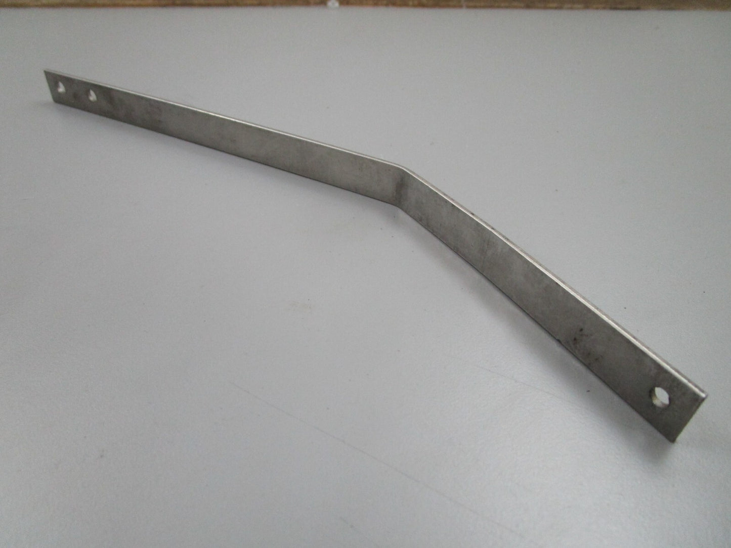 *NEW OEM* 0810 OMC Johnson Evinrude Arm 304751 0304751