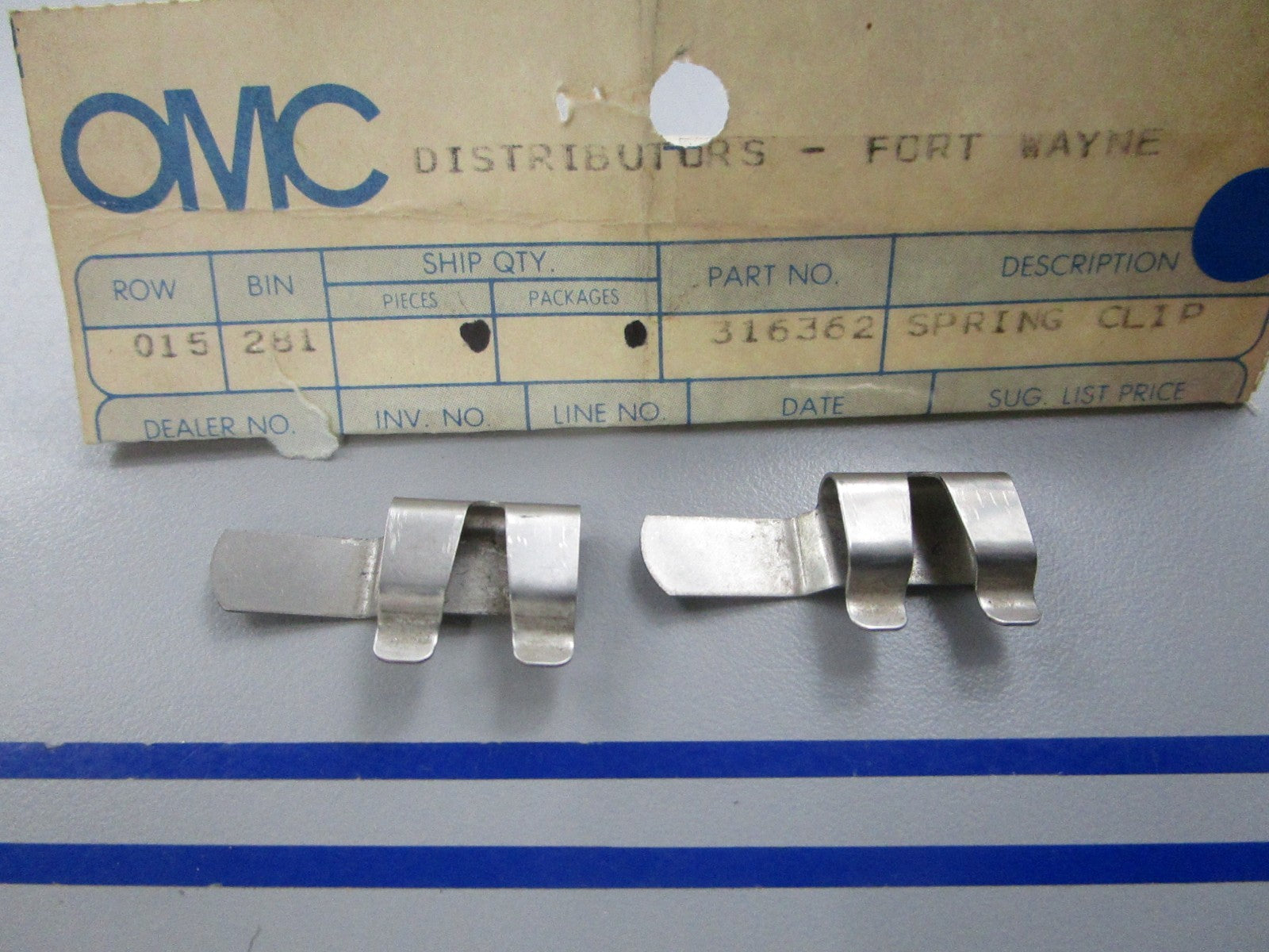 NEW OEM (LOT OF 2) 316362 0316362 OMC Johnson Evinrude Spring Clip 0810