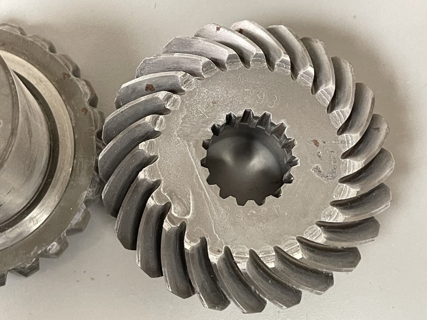 *NEW* 0670 Mercury Quicksilver Gear Assembly 43-45569A2 43 45569A2