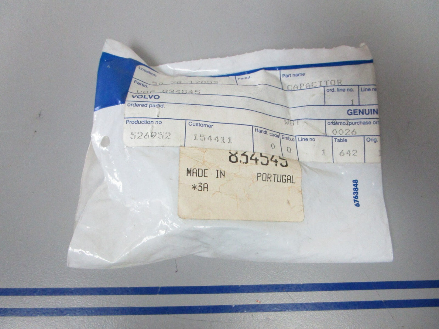 *NEW OEM* 0810 Volvo Penta Capacitor 834545