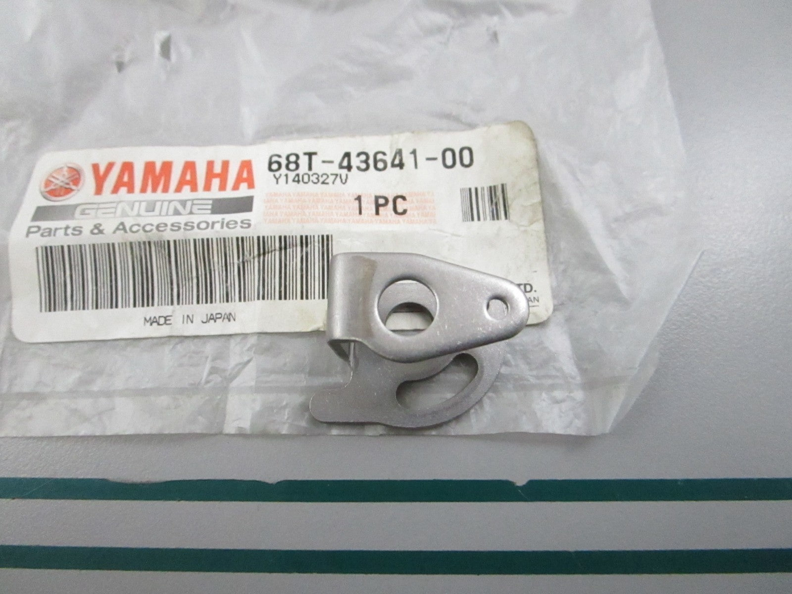 NEW OEM 68T-43641-00-00 Yamaha Tilt Lever 0810
