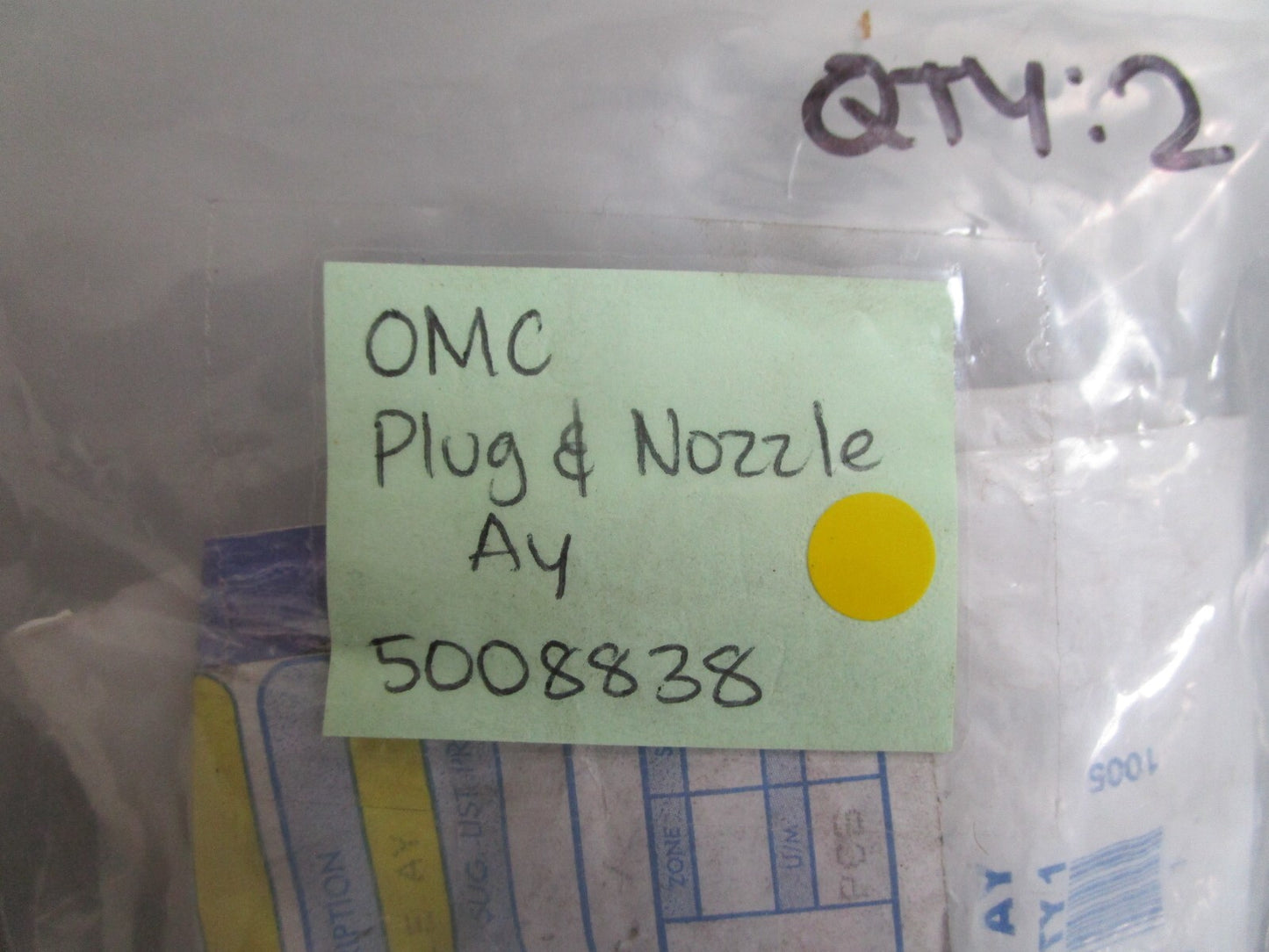 *NEW OEM* 0810 OMC Johnson Evinrude Plug & Nozzle Assembly 5008838