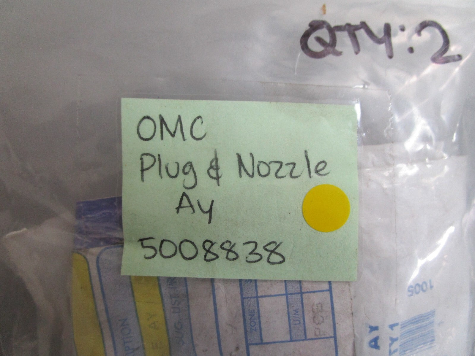 *NEW OEM* 0810 OMC Johnson Evinrude Plug & Nozzle Assembly 5008838
