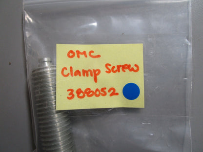*NEW OEM* 0810 OMC Johnson Evinrude Clamp Screw 388052 0388052