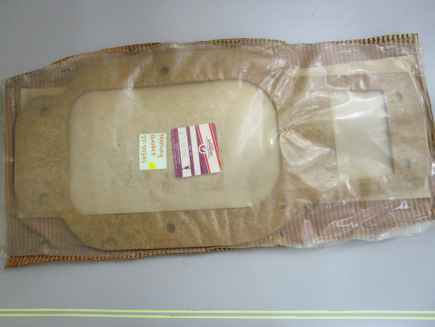 *NEW OEM* 0820 Mercury Quicksilver Gasket 27-54395