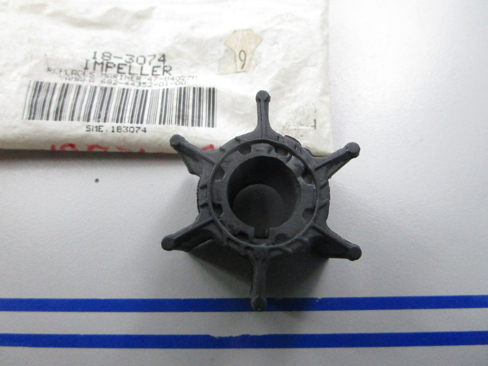 *NEW* 0810 Sierra Impeller 18-3074 Replaces: Yamaha 682-44352-01-00