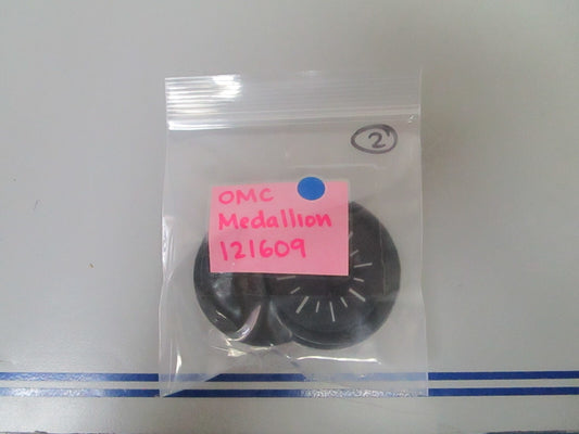 *NEW OEM* 0770 OMC Johnson Evinrude Medallion 121609 0121609