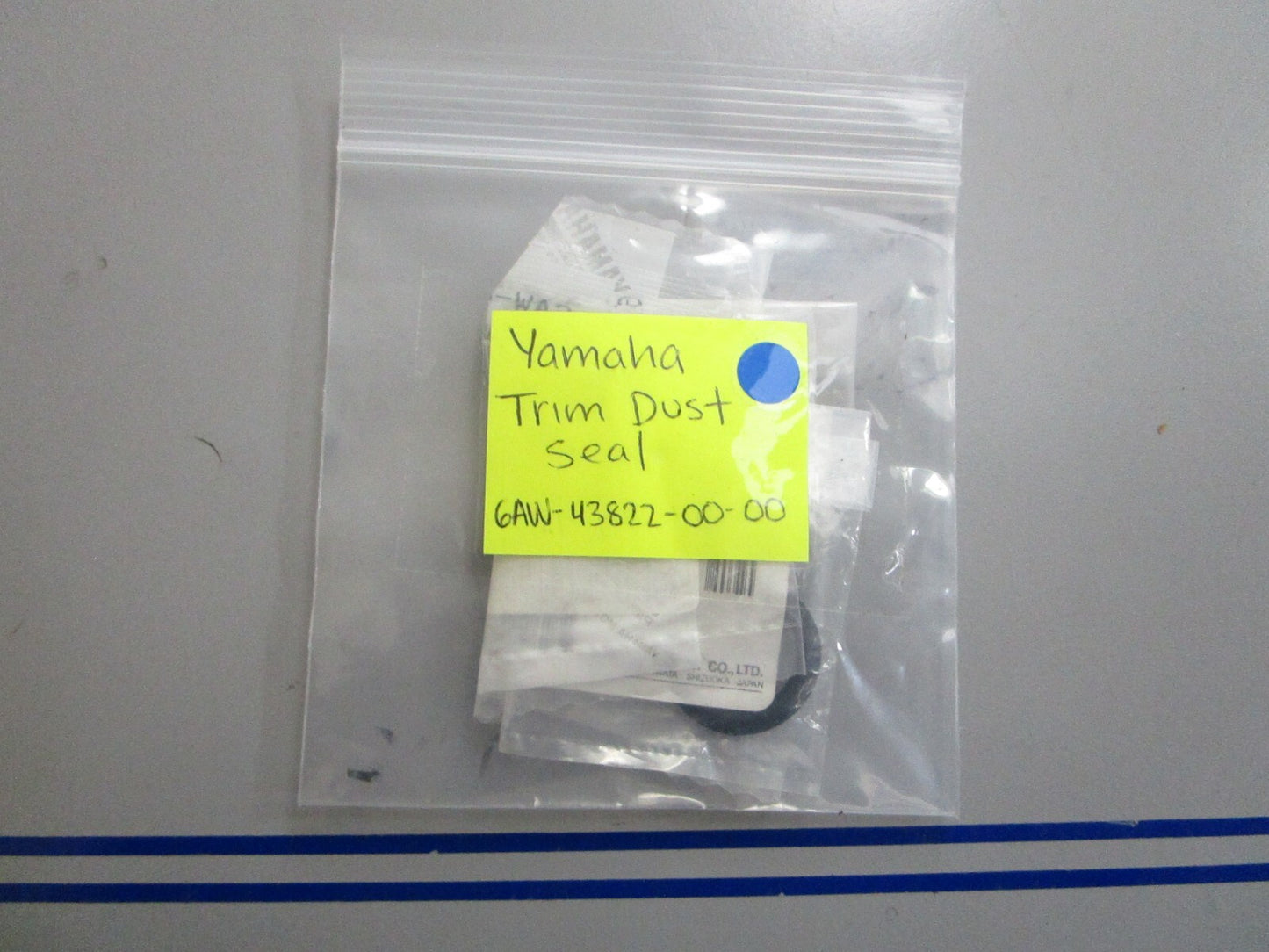 *NEW OEM* 0810 Yamaha Trim Dust Seal 6AW-43822-00-00