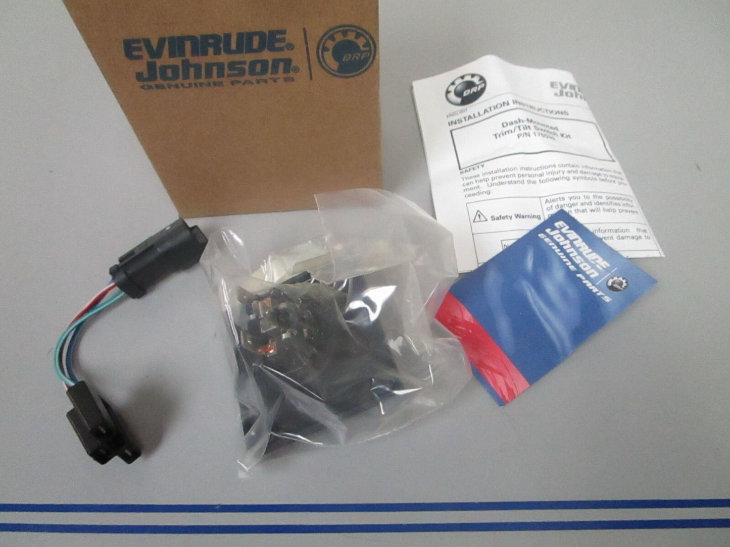 *NEW OEM* 0770 OMC Johnson Evinrude Kit Assembly 0176539