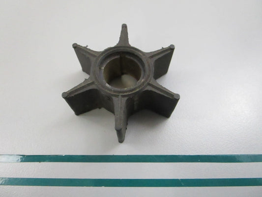 Mercury NEW OEM Water Pump Impeller 47-39487 20HP 200 Outboard NOS 0810