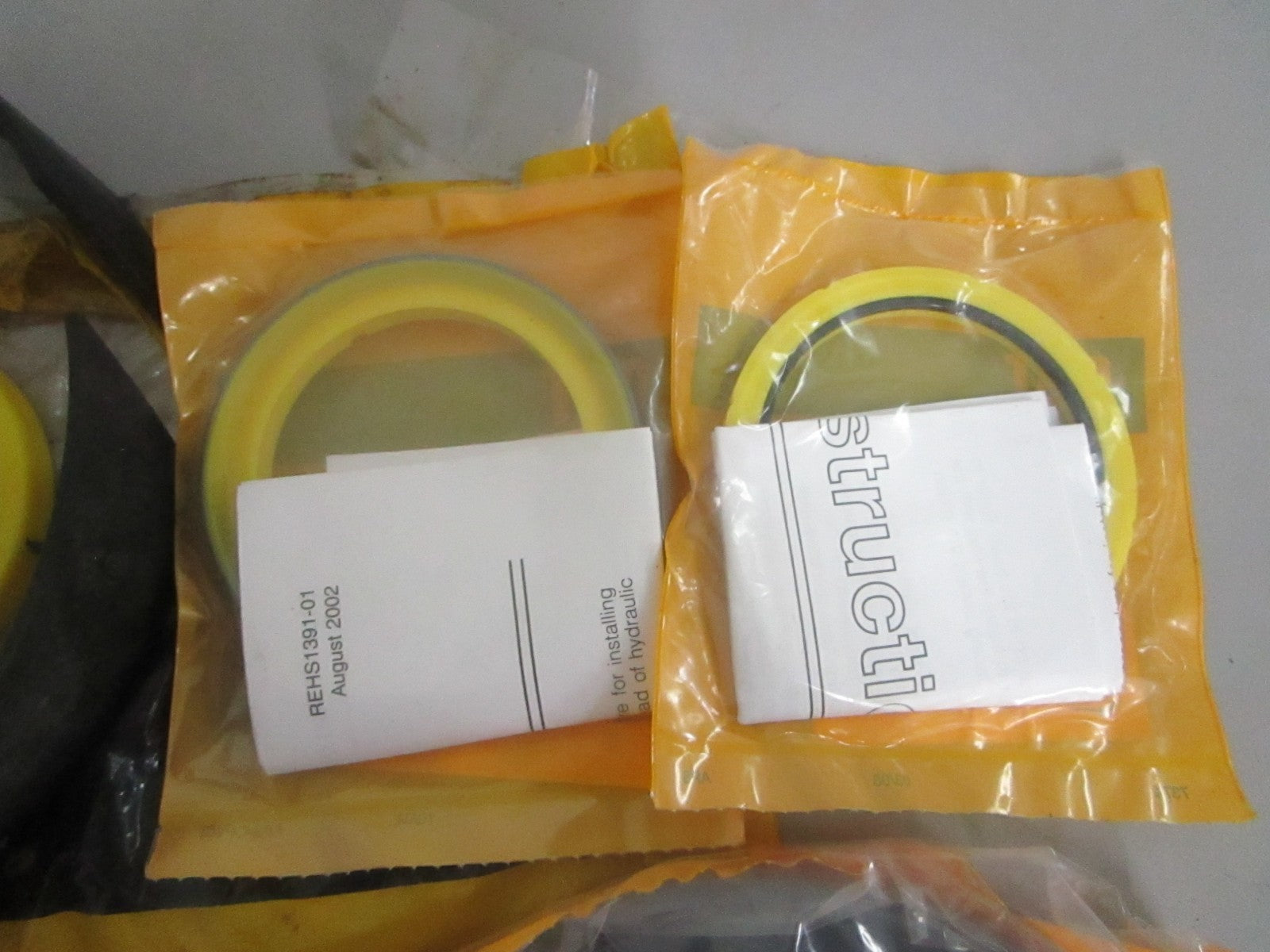 NEW OEM 243-5797 CAT Seal Kit 0820
