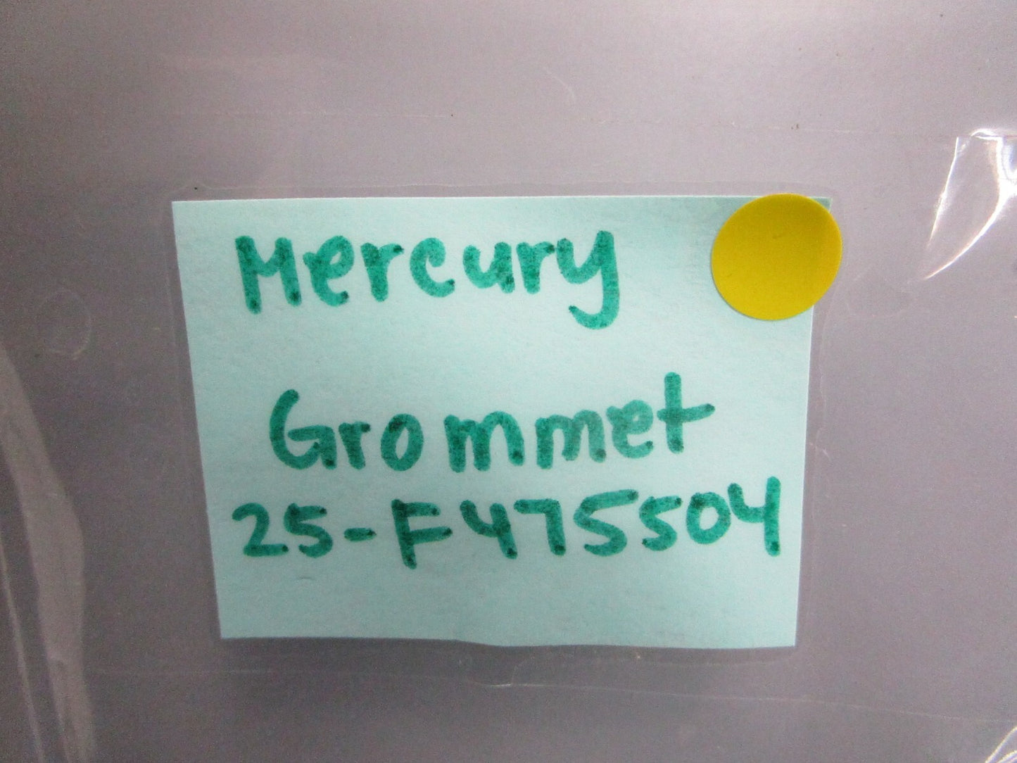 *NEW OEM* 0810 Mercury Quicksilver Grommet 25-F475504