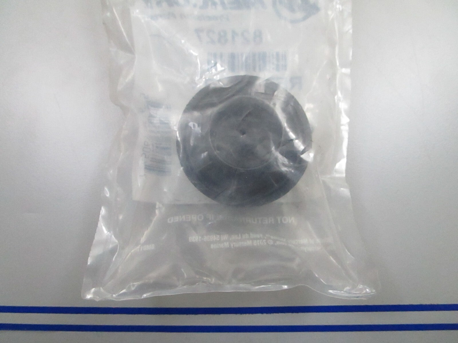 *NEW OEM* 0810 Mercury Quicksilver Shift Retainer 821827