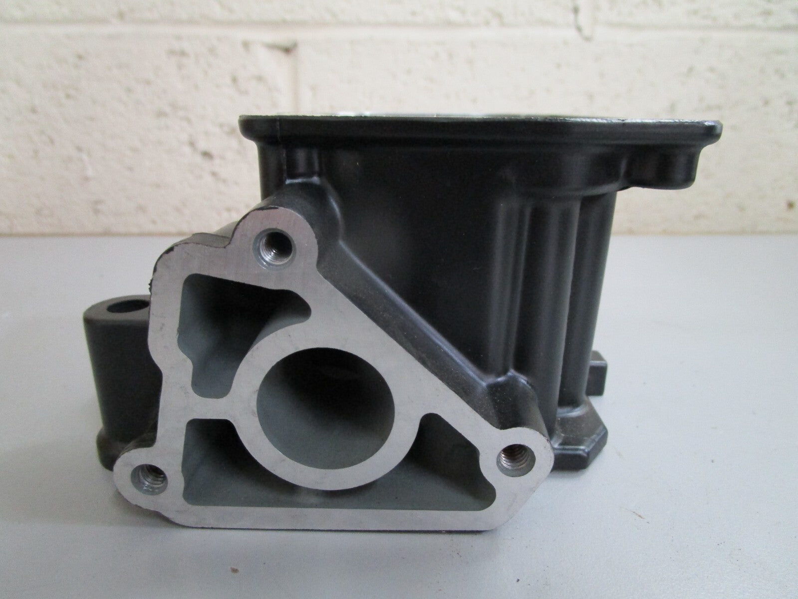 *NEW OEM* 0820 Mercury Quicksilver Cylinder Head 979-804767T