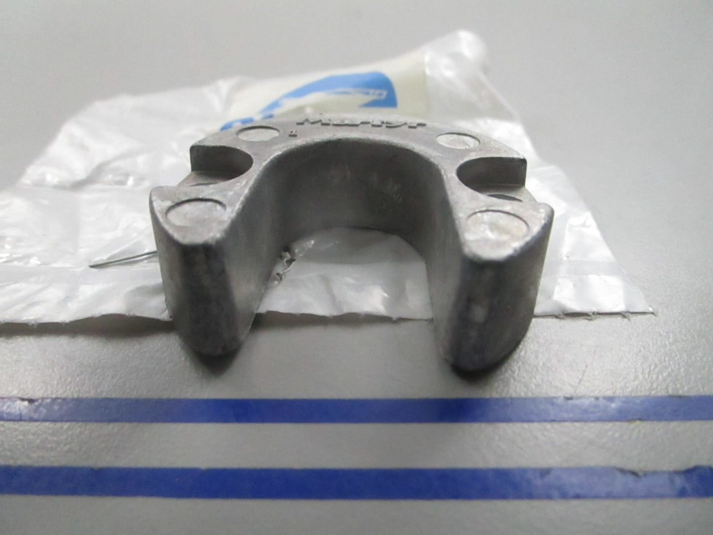 NEW 18-6114 Replaces: Mercury 806189 Sierra Anode 0810