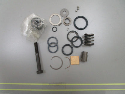 *NEW OEM* 0810 Mercury Quicksilver Overhaul Kit 87068A1