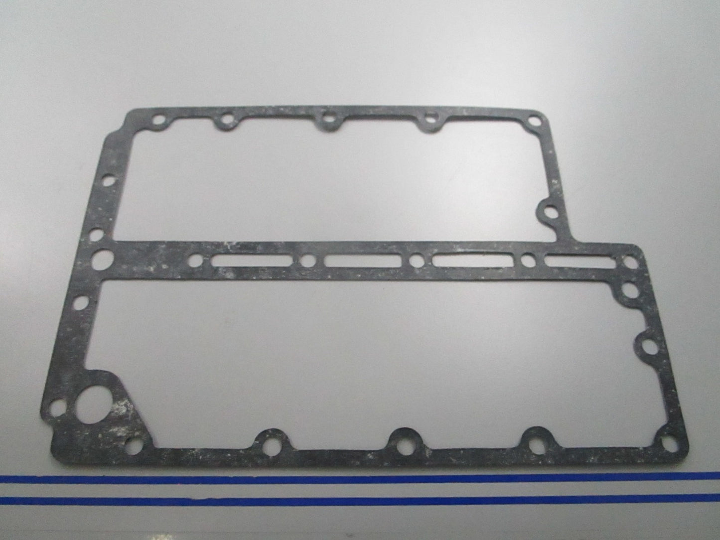 *NEW OEM* 0810 OMC Johnson Evinrude Gasket 317914 0317914