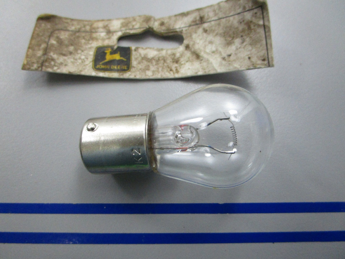 NEW OEM 57M7022 John Deere Light Bulb 0810
