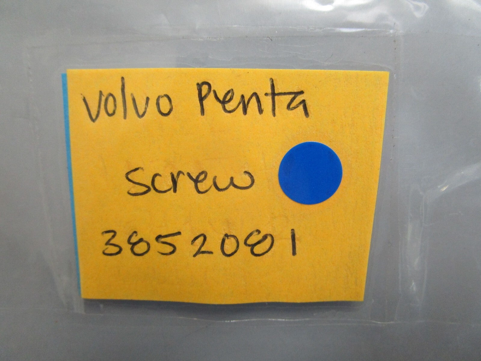 *NEW OEM* 0770 Volvo Penta Screw 3852081