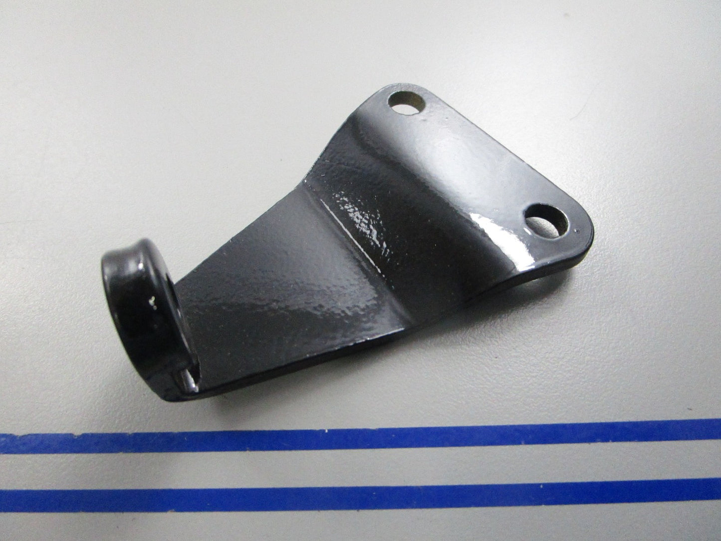 NEW OEM 30917 Mercury Quicksilver Bracket 0810