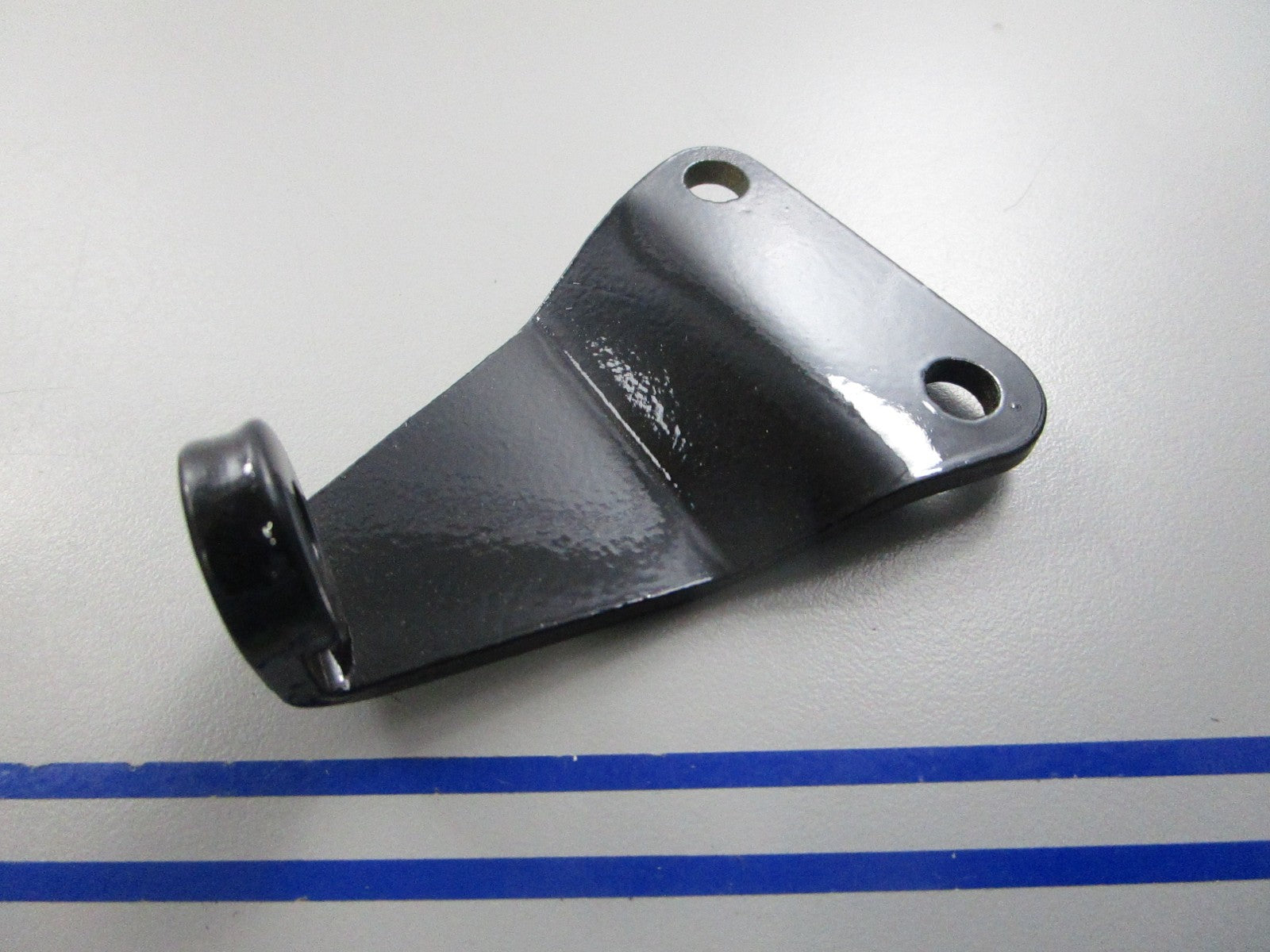NEW OEM 30917 Mercury Quicksilver Bracket 0810